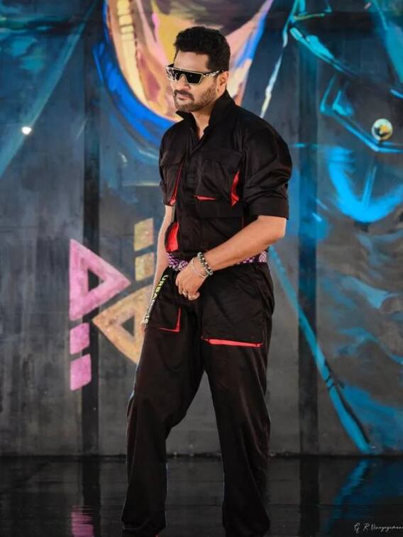 అన్నీ ఇండ్రస్ట్రీ లకు చెందిన టాప్ 10 డ్యాన్సర్లు వీళ్ళే!