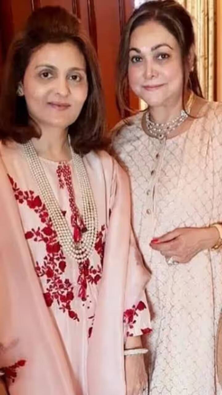 धीरूभाई अंबानी की बेटी नीना कोठारी की शादी 1986 में भद्रश्याम कोठारी से हुई थी. उनकी एक बेटी नयनतारा और बेटा अर्जुन कोठारी हैं.