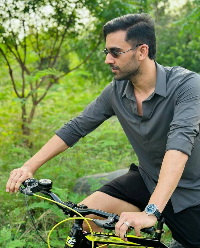 Deepak Chahar : சிஎஸ்கே அணியின் நட்சத்திர வீரர்  தீபக் சாஹரின் பிறந்தநாள் இன்று!