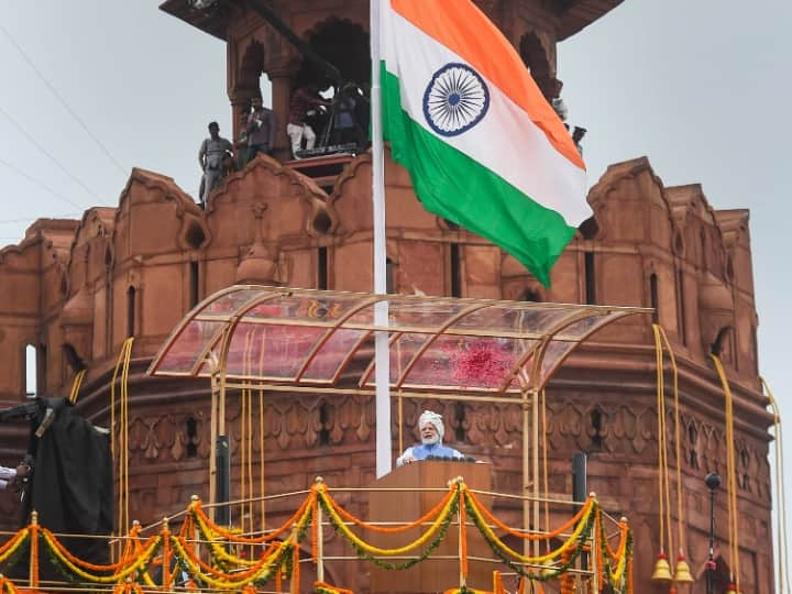 15 August Independence day Dastan-E-Azadi crowd of 10 lakh people gathered in Delhi Dastan-E-Azadi: अंग्रेज जा रहे थे और दिल्ली में 10 लाख लोगों का जनसैलाब उमड़ पड़ा