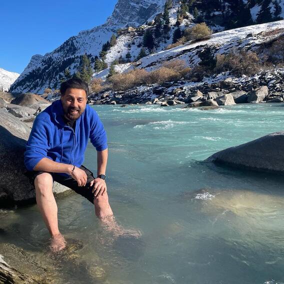 एक्टर्स को बॉडी शेव करते देख सनी देओल को आती है शर्म, बोले- 'हम एक्टर्स हैं बॉडी बिल्डर्स नहीं' एक्टर्स को बॉडी शेव करते देख सनी देओल को आती है शर्म, बोले- 'हम एक्टर्स हैं बॉडी बिल्डर्स नहीं'