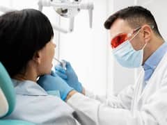 Oral Cancer: कुछ ऐसे होते हैं ओरल कैंसर के शुरुआती संकेत