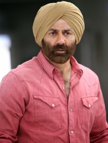 સની દેઓલ ગુસ્સામાં ઘરમાંથી બહાર નીકળયા અને...