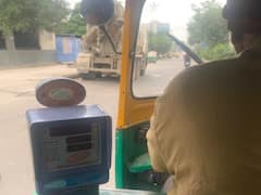 Bengaluru Auto Driver Accepts Rides On Ola And Rapido At The Same Time
