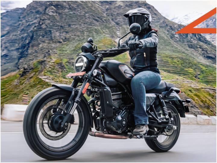 हार्ले-डेविडसन X440 में एक एयर-/ऑयल-कूल्ड, 440cc, सिंगल-सिलेंडर इंजन मिलता है, जो 6,000rpm पर 27hp और 4,000rpm पर 38Nm का टॉर्क जनरेट करने में सक्षम है. इस इंजन को 6-स्पीड गियरबॉक्स के साथ जोड़ा गया है.