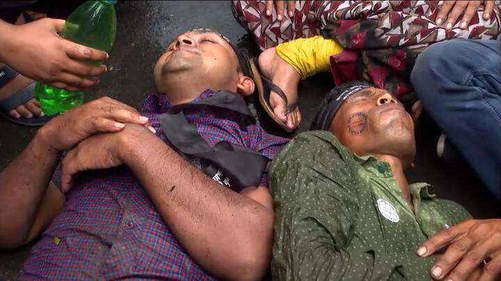 এই রাজ্যের বুকেই রাজনৈতিক দলবদলের শাস্তি হিসেবে দন্ডি কাটানোর অভিযোগ উঠেছিল দক্ষিণ দিনাজপুরে (South Dinajpur)।