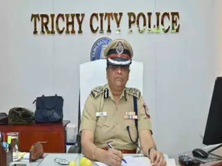 Kamini assumed the post as the 2nd woman Police Commissioner of Trichy TNN திருச்சி மாநகரின் 2வது பெண் போலீஸ் கமிஷனராக காமினி பதவி ஏற்றார்