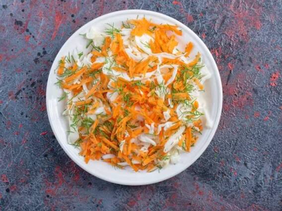 Shakarkandi Chaat: बरसात में चटपटे शकरकंद कां चाट खाकर देखिए, हेल्थ और टेस्ट दोनों में है शानदार