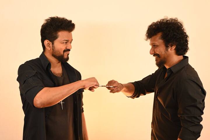 லோகேஷ் கனகராஜ் இயக்கத்தில் விஜய், த்ரிஷா, சஞ்சய் தத் உள்ளிட்டோர் நடித்துள்ள திரைப்படம் லியோ.
