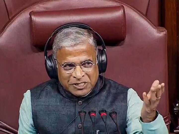 JDU MP And Rajya Sabha Deputy Chairman Harivansh Did Not Vote On The Delhi Service Bill Bihar Politics: उपसभापति हरिवंश ने नहीं की दिल्ली सेवा बिल पर वोटिंग, जानें- व्हिप के बाद भी वो वोट देने से कैसे बचे