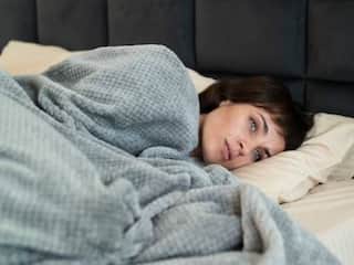 रात में सोते वक्त क्या आपको भी अचानक लगती है ठंड, तो यह है कारण... रिसर्च में हुआ खुलासा