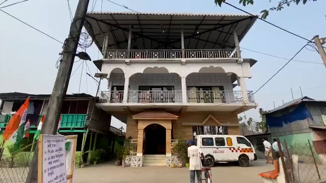 45 Panchayat Winning Members Of BJP From Alipurduar Took Shelter In John Barlas Residence Allegedly Due To Post Poll Violence Alipurduar News:ভোট পরবর্তী অশান্তির জেরে জন বার্লার বাড়িতে আশ্রয় বিজেপির ৪৫ জন পঞ্চায়েত সদস্যের
