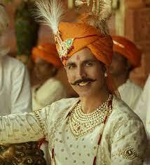 ਸਮਰਾਟ ਪ੍ਰਿਥਵੀਰਾਜ  3 ਜੂਨ 2022 ਨੂੰ ਰਿਲੀਜ਼ ਹੋਈ ਸਮਰਾਟ ਪ੍ਰਿਥਵੀਰਾਜ ਨੂੰ ਕਾਫੀ ਆਲੋਚਨਾਵਾਂ ਦਾ ਸਾਹਮਣਾ ਕਰਨਾ ਪਿਆ ਸੀ। ਫਿਲਮ ਨੇ ਪ੍ਰਸ਼ੰਸਕਾਂ ਨੂੰ ਵੀ ਕਾਫੀ ਨਿਰਾਸ਼ ਕੀਤਾ, ਇਹੀ ਕਾਰਨ ਹੈ ਕਿ ਫਿਲਮ ਸਿਰਫ 68.05 ਕਰੋੜ ਰੁਪਏ ਕਲੈਕਸ਼ਨ ਕਰ ਸਕੀ।