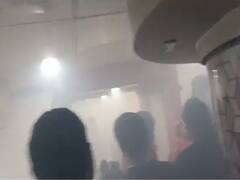 తిరుపతి వందేభారత్ ట్రైన్‌లో పొగలు, రైలు నిలిపివేత - అసలు విషయం తెలిసి అవాక్కు!