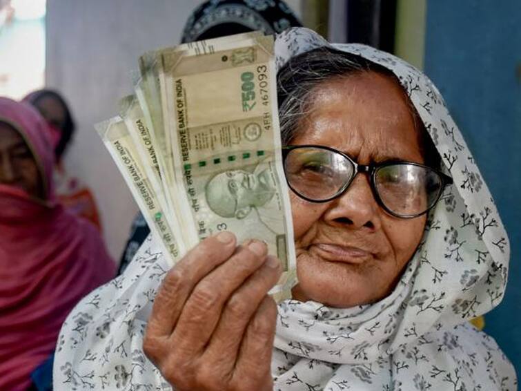 ₹2 crore-worth of pension to ‘dead’ recipients: CAG flags lapse in govt scheme Government Scheme: చనిపోయిన వారికి పింఛన్లు- టాప్‌లో పశ్చిమ బెంగాల్‌ - కాగ్‌ రిపోర్ట్ సంచలనం