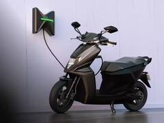 Electric Scooters: વારંવાર પેટ્રૉલ પંપ પર જવાથી મેળવવો છે છૂટકારો, તો ખરીદો આ પાંચ ઇલેક્ટ્રિક સ્કૂટર