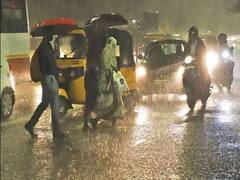 TN Rain Alert: நாளை 11 மாவட்டங்களுக்கு கனமழை எச்சரிக்கை.. எந்தெந்த மாவட்டங்களில்? இன்றைய குளுகுளு வானிலை நிலவரம் இதோ..