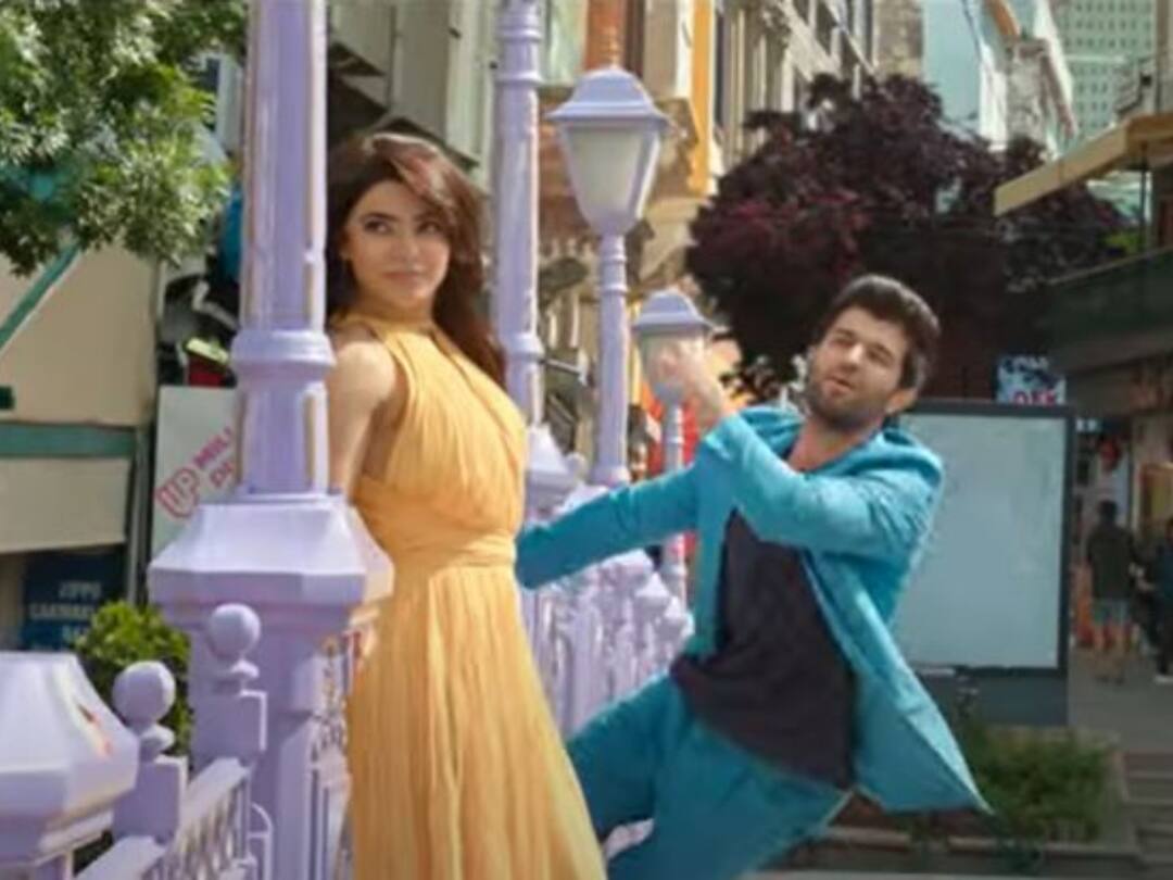 Vijay Deverakonda Jokingly Says He Thought About Opening Idli Stall While Samantha Was On Break Vijay Deverakonda Thought About Opening Idli Stall While Samantha Was On Break, Said Would Have Called It 'Samantha Idli Stall' Vijay Deverakonda Jokingly Says He Thought About Opening Idli Stall While Samantha Was On Break