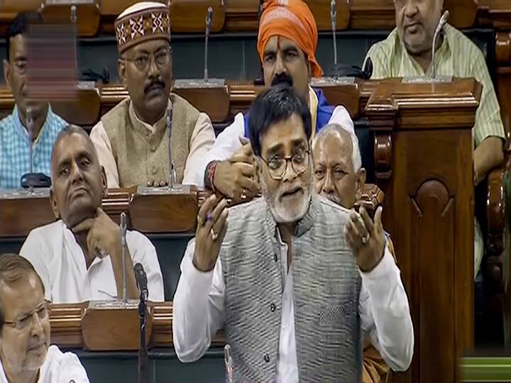 Parliament Monsoon Session: JDU पर रामकृपाल यादव हुए आग बबूला, बोले- इनके नेता लोगों का पर्दा-पर्दा उखाड़कर फेंक दूंगा BJP leader Ramkripal Yadav attacked JDU Lalan Singh and Nitish Kumar in Parliament Monsoon Session Parliament Monsoon Session: JDU पर रामकृपाल यादव हुए आग बबूला, बोले- इनके नेता लोगों का पर्दा-पर्दा उखाड़कर फेंक दूंगा