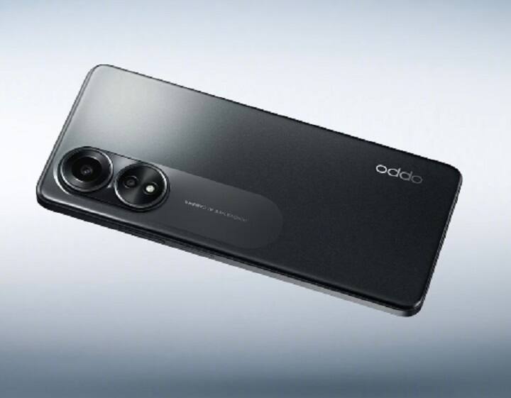 फोन में 50 मेगापिक्सल सेंसर और 2 मेगापिक्सल सेंसर के साथ डुअल रीयर कैमरा सेटअप है. फ्रंट कैमरा 8 मेगापिक्सल है. बैक में एलईडी फ्लैश भी मिलता है.