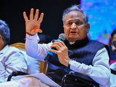 सीएम गहलोत ने जनजातीय क्षेत्र के लिए फिर की घोषणाएं, बोले- 'PM मोदी ने तो वादे नहीं निभाए लेकिन...'