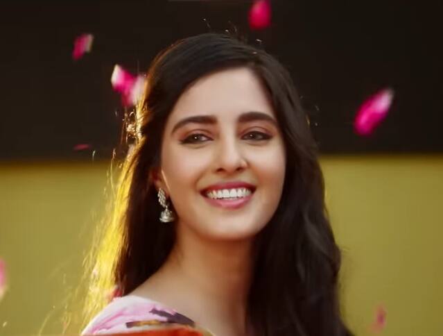 सिमरत के पापा मम्मी ने कहा था कि बेटे सक्सेसफुल होना है तो स्ट्रगल करना ही पड़ेगा. कोई बात नहीं. इसके बाद सिमरत का मनोबल बढ़ा.