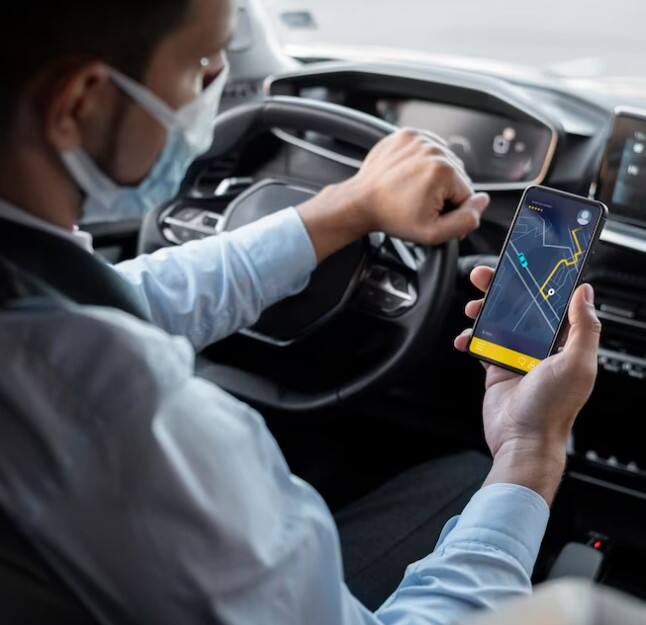 ਇਸ ਹੜਤਾਲ ਕਰਕੇ ਟ੍ਰਾਈ ਸਿਟੀ ਦੇ ਕੰਮਕਾਜੀ ਲੋਕਾਂ ਨੂੰ ਪ੍ਰੇਸ਼ਾਨੀਆਂ ਦਾ ਸਾਹਮਣਾ ਕਰਨਾ ਪਵੇਗਾ। ਓਲਾ, ਉਬਰ ਤੇ ਇਨਡਰਾਈਵਰ ਵਰਗੀਆਂ ਕੰਪਨੀਆਂ ਦੁਆਰਾ ਸੈਂਕੜੇ ਕੈਬ ਚਲਾਈਆਂ ਜਾਂਦੀਆਂ ਹਨ।