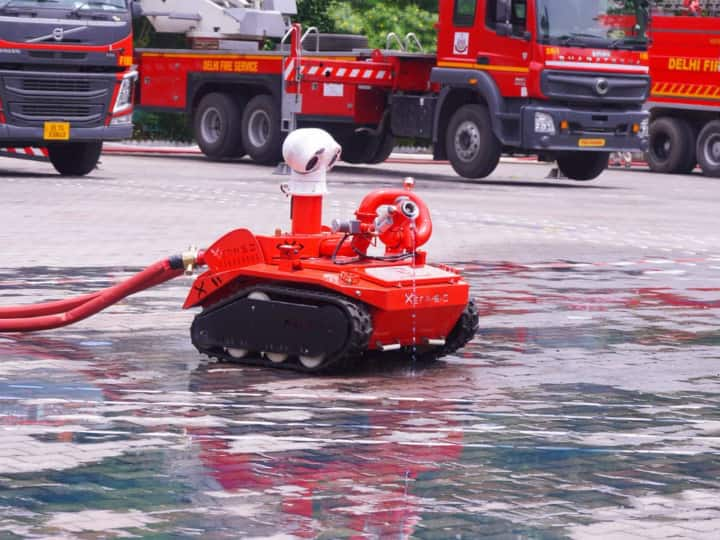 kailash gahlot Delhi Transport Minister say people in safe hands fire services has best equipment Delhi: दिल्ली की फायर ब्रिगेड के पास अब ‘मिनी रोबोट’, जानें- आग बुझाने में कैसे करेगा मदद?