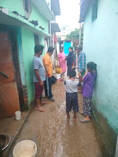 Uttarakhand Weather: हल्द्वानी में बारिश से हाहाकार, कलसिया नाले की लहरों में ध्वस्त हुए मकान, तबाही की तस्वीर आई सामने