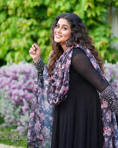 Shamna Khasim: అమ్మయ్యాక మరింత అందంగా మారిపోయిన పూర్ణ