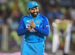 Photos: સાત કરોડની ગાડીઓ, 30 કરોડ રૂપિયાનું ઘર, જાણો રોહિત શર્મા વાર્ષિક કેટલી કરે છે કમાણી ?