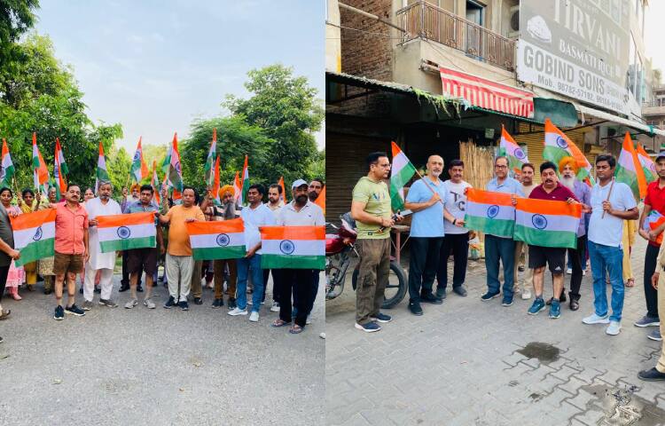 In Faridkot, the postal department took out a morning tour to make the people aware of this Faridkot 'ਚ ਡਾਕ ਵਿਭਾਗ ਵਾਲਿਆਂ ਨੇ ਕੱਢੀ ਪ੍ਰਭਾਤ ਫੇਰੀ, ਇਸ ਗੱਲ ਲਈ ਲੋਕਾਂ ਨੂੰ ਕੀਤਾ ਜਾਗਰੂਕ