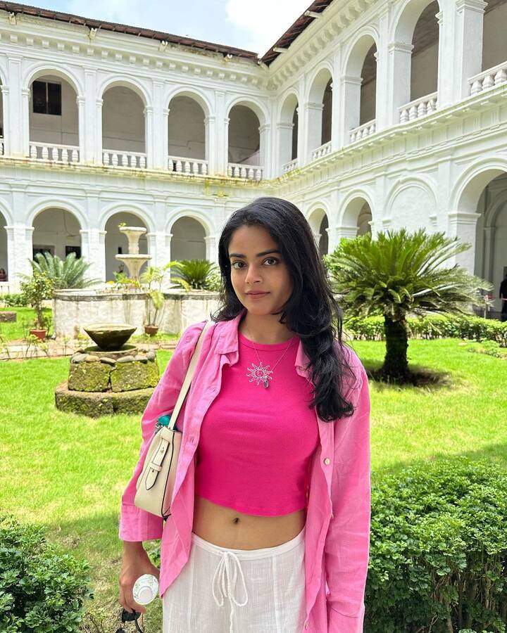 ‘ల‌వ‌ర్’ సినిమాతో హీరోయిన్‌గా తెలుగు తెర‌కు ప‌రిచ‌య‌మైంది కేరళ ముద్దుగుమ్మ రిద్దికుమార్‌.