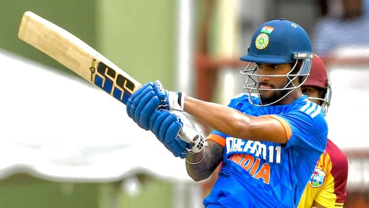 Harsha Bhogle puzzled about talks of Tilak Varma missing out 50 in IND vs WI 3rd T20, AB de Villiers responds Tilak Varma: গায়ানায় তিলকের অর্ধশতরান হাতছাড়া নিয়ে উত্তাল সোশ্যাল মিডিয়া, প্রতিক্রিয়া জানালেন এবিডি, ভোগলে