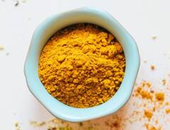 Turmeric : हिंगोलीत हळदीची प्रतिक्विंटल 35 हजार रुपये दरानं विक्री