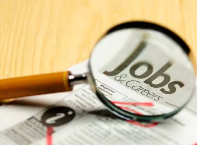 ISRO Vacancy 2023: ઇન્ડિયન સ્પેસ રિસર્ચ ઓર્ગેનાઇઝેશનમાં ટેક્નિશિયન અને ડ્રાફ્ટ્સમેનની પદ માટે ભરતી કરી રહી છે. જેના માટે ઉમેદવારોએ સત્તાવાર સાઇટની મુલાકાત લઈને જલદી જ અરજી કરવી જોઈએ.