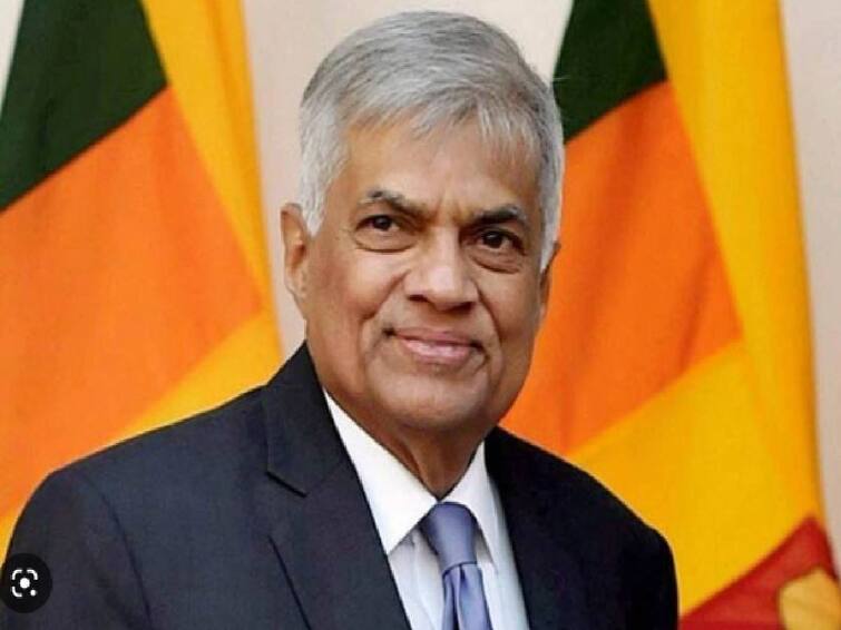 Sri Lankan President Ranil Wickremesinghe has said that the 13th Amendment will be fully implemented in Sri Lanka. 13th Amendment: 13 வது சட்டத்திருத்தம் அமல்படுத்தப்படும் - நாடாளுமன்றத்தில் அதிபர் ரணில் விக்ரமசிங்க உறுதி..