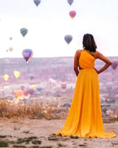 Niharika Konidela: హాట్ బెలూన్స్ మధ్య అందమైన నిహారిక