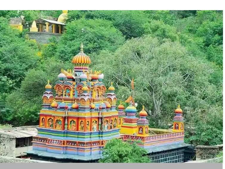 Ahmednagar News Theft in Vriddheshwar temple in Pathardi taluka of Ahmednagar Ahmednagar News :अहमदनगरच्या पाथर्डी तालुक्यातील वृद्धेश्वर मंदिरात चोरी, चार दानपेट्या फोडून लाखोंची रोकड केली लंपास