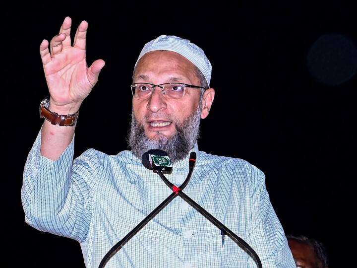 Asaduddin Owaisi On PM Modi Speech Mughal e Azam is running in Lok Sabha over No Confidence Motion 'हम मुगल-ए-आजम पिक्चर देख रहे हैं क्या...', पीएम मोदी के भाषण पर बोले असदुद्दीन ओवैसी