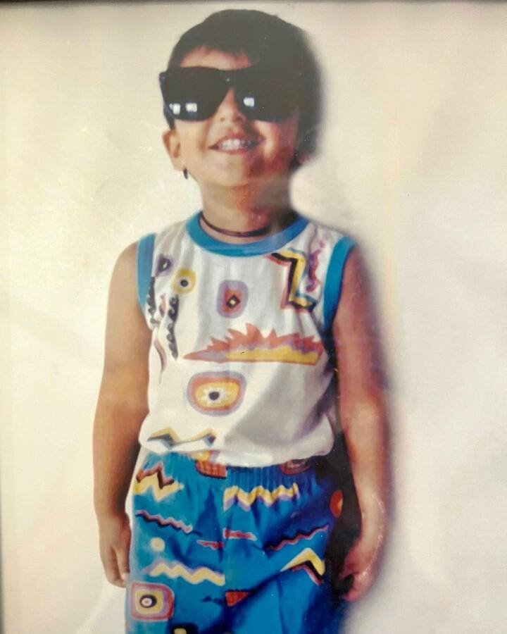 फरहान अख्तर के निर्देशन में बनने जा रही डॉन 3 में रणवीर सिंह लीड रोल निभाने वाले हैं इसका ऐलान आधिकारिक तौर पर कर दिया गया है. हालांकि किंग खान के फैन रणवीर को डॉन बनता देख खास खुश नहीं हैं और इसके लिए रणवीर को ट्रोल भी किया जा रहा है.