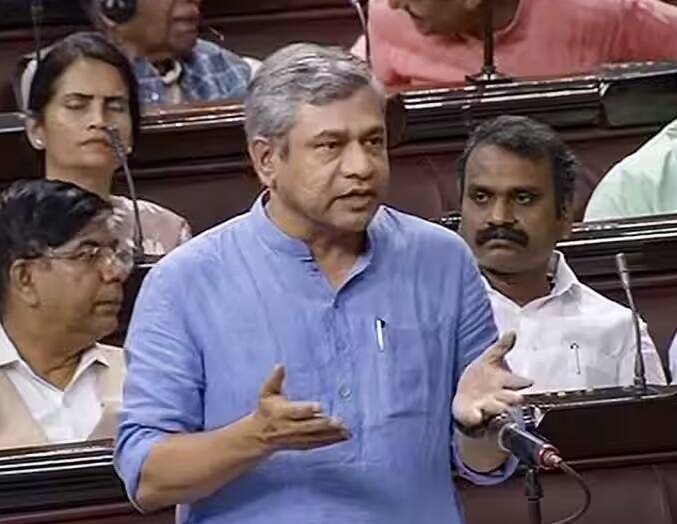 Data Protection Bill Passed In Rajya Sabha Data Protection Bill: રાજ્યસભામાંથી ડિજિટલ પર્સનલ ડેટા પ્રોટેક્શન બિલ પાસ , અશ્વિની વૈષ્ણવે આપી તમામ જાણકારી