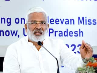 UP News: स्‍वतंत्र देव सिंह का जल जीवन मिशन को लेकर बड़ा दावा, यूपी में इतने परिवारों तक पहुंचे नल कनेक्शन