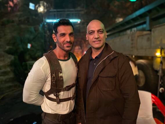 Gadar 2 का Villain बना Pakistan का Hero, DM में लोग कर रहे हैं इस तरह के Message | ENT LIVE