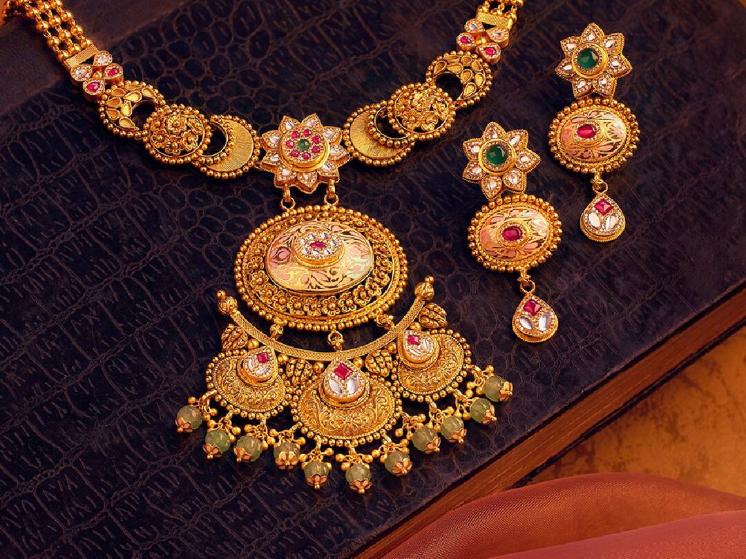 Latest Gold Silver Rate 10 August 2023: ஹாப்பி நியூஸ் மக்களே.. குறைந்தது தங்கம் விலை; எவ்வளவு தெரியுமா?