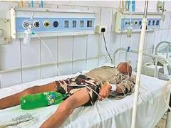 Viral Video: ਹਸਪਤਾਲ 'ਚ ਨਹੀਂ ਸੀ ਯੂਰਿਨ ਬੈਗ ਤਾਂ ਮਰੀਜ਼ ਨੂੰ ਲਾ ਦਿੱਤੀ ਕੋਲਡ ਡਰਿੰਕ ਦੀ ਬੋਤਲ, ਲੋਕਾਂ ਦਾ ਚੜ੍ਹਿਆ ਪਾਰਾ