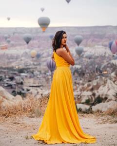 Niharika Konidela: హాట్ బెలూన్స్ మధ్య అందమైన నిహారిక