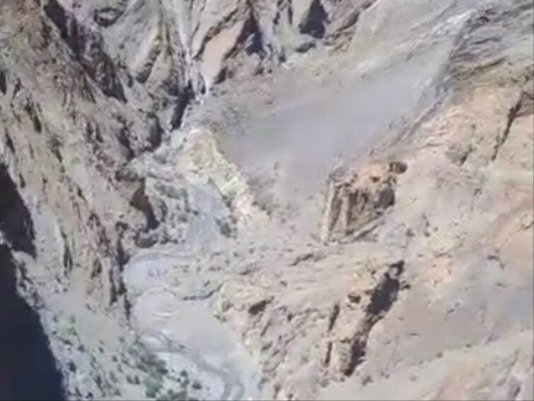 IAF Rescues 5 UT Disaster Relief Force Personnel From Ladakh's Markha Valley ABP Live English News IAF Rescues 5 UT Disaster Relief Force Personnel From Ladakh's Markha Valley