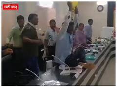 बीजेपी नेता ने की आत्मदाह की कोशिश, केरोसिन डालकर किया हंगामा, वीडियो वायरल