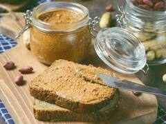 Peanut Butter Benefit: रोज पीनट बटर खाने से शरीर को मिलते हैं ये 7 फायदे, कई बीमारियों में असरदार